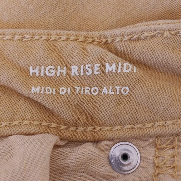Universal Thread Hi Rise Midi Mustard Shorts - Picture 7 of 8